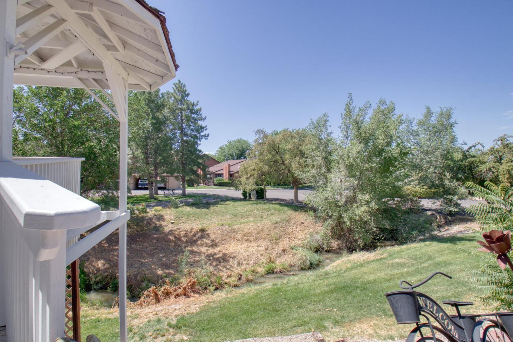 Castle Creek Manor Bed & Breakfast แกรนด์จังค์ชัน ภายนอก รูปภาพ
