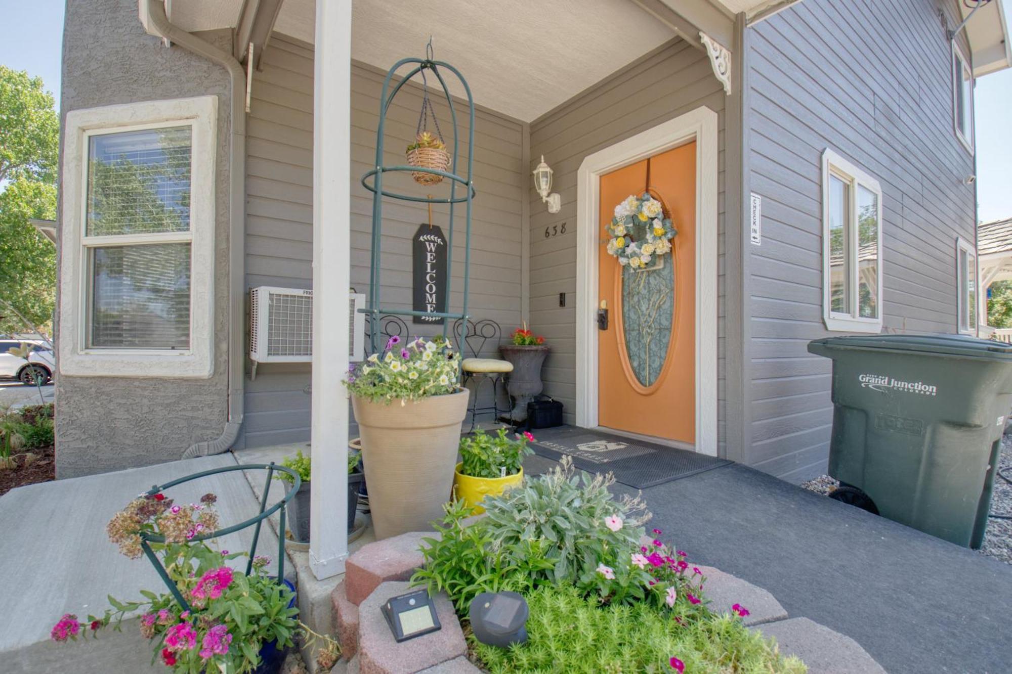 Castle Creek Manor Bed & Breakfast แกรนด์จังค์ชัน ภายนอก รูปภาพ