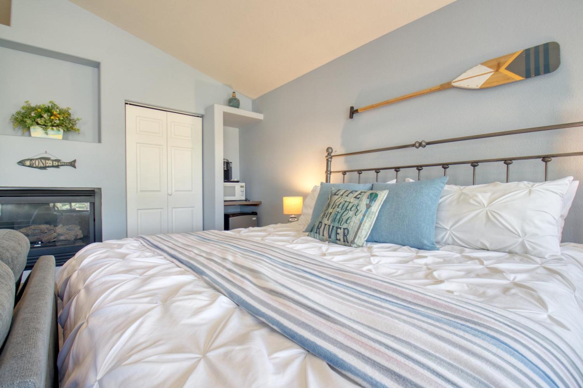 Castle Creek Manor Bed & Breakfast แกรนด์จังค์ชัน ภายนอก รูปภาพ