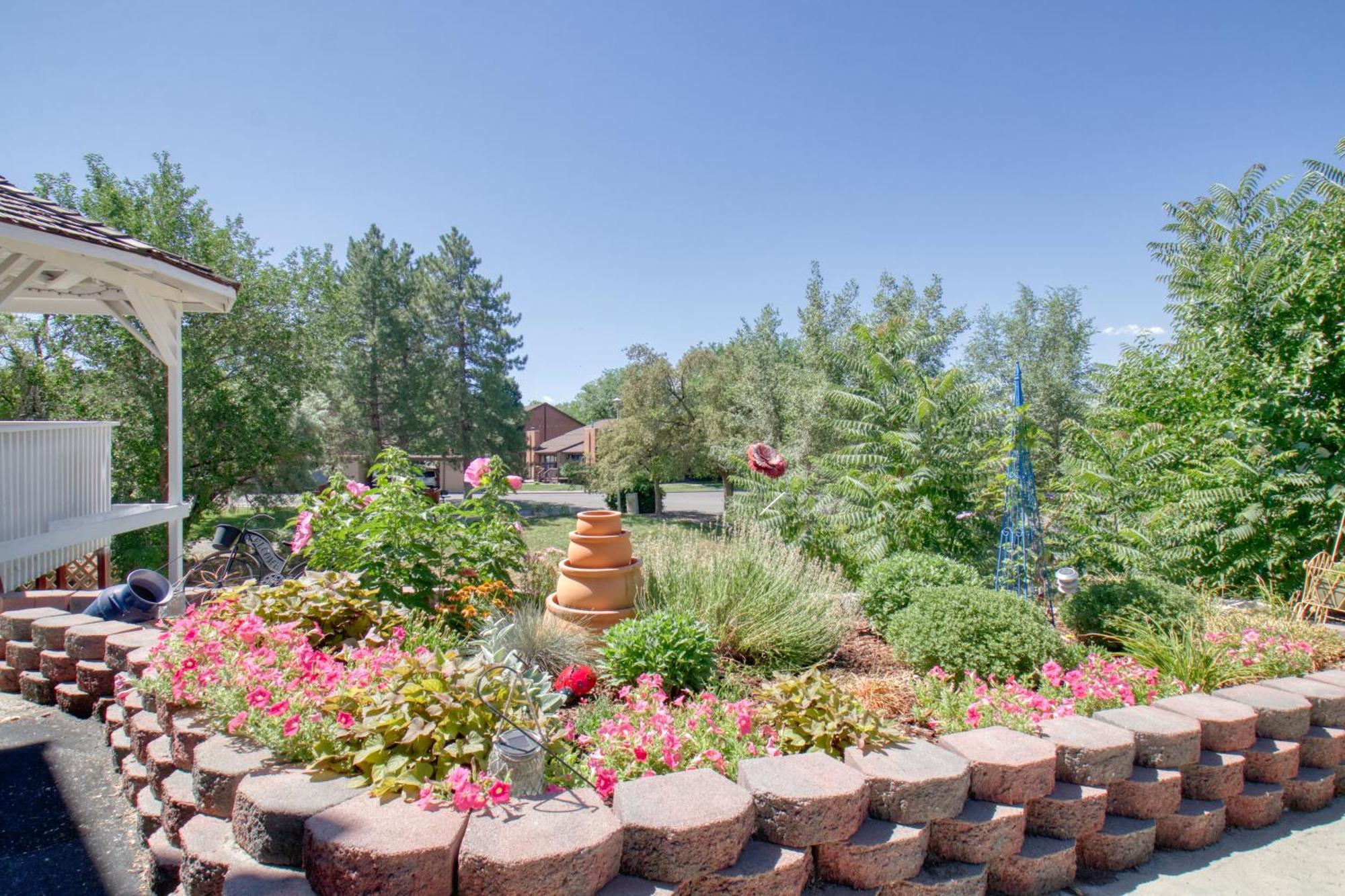 Castle Creek Manor Bed & Breakfast แกรนด์จังค์ชัน ภายนอก รูปภาพ