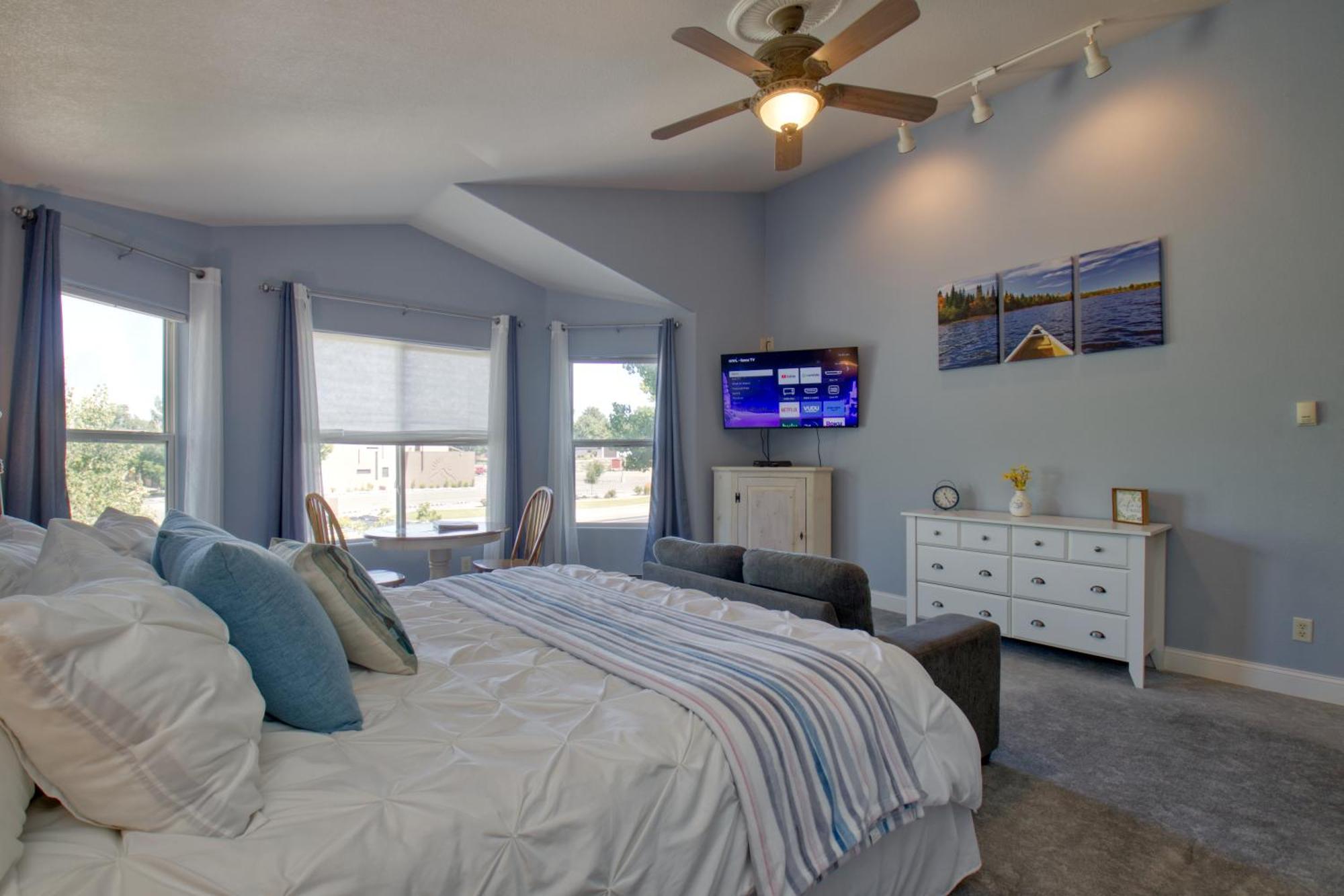 Castle Creek Manor Bed & Breakfast แกรนด์จังค์ชัน ภายนอก รูปภาพ