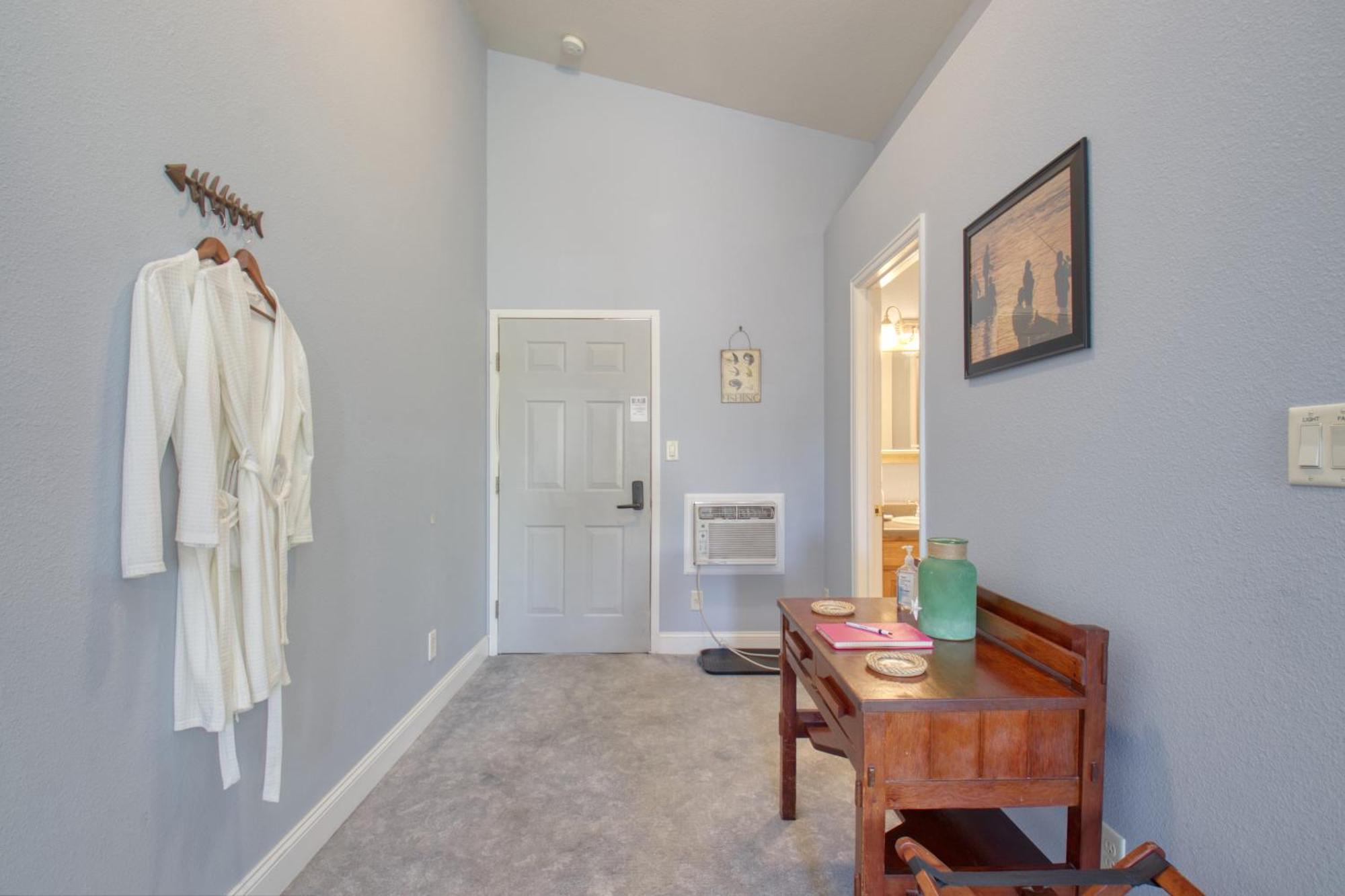 Castle Creek Manor Bed & Breakfast แกรนด์จังค์ชัน ภายนอก รูปภาพ