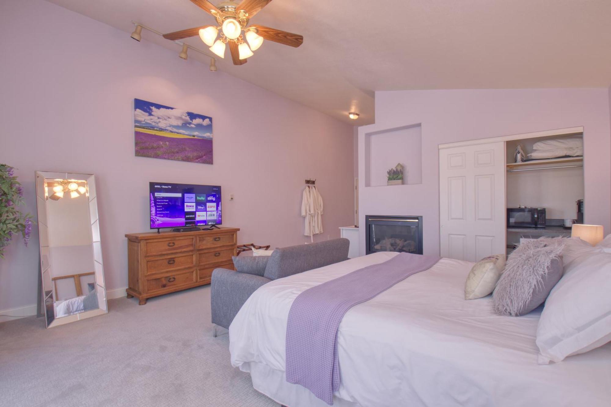 Castle Creek Manor Bed & Breakfast แกรนด์จังค์ชัน ภายนอก รูปภาพ